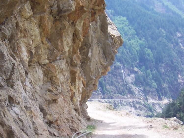 शुल ग्राईं बत, पाडेर शुल ग्राईं बत, पाडेर