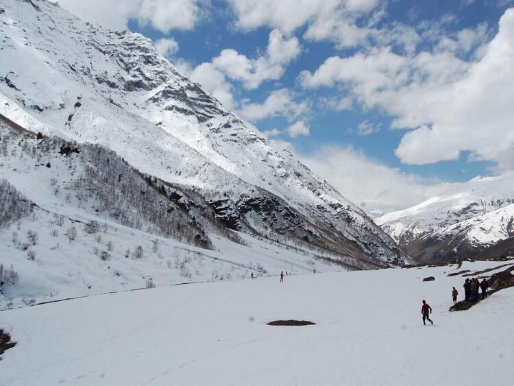 हियुते टेमी सुराले फोटो हियुते टेमी सुराले फोटो